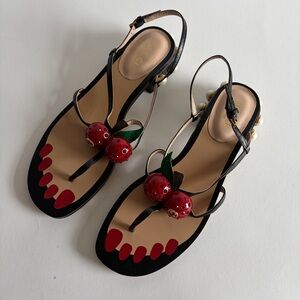 Gucci Black Leather Cherry Thong Sandals